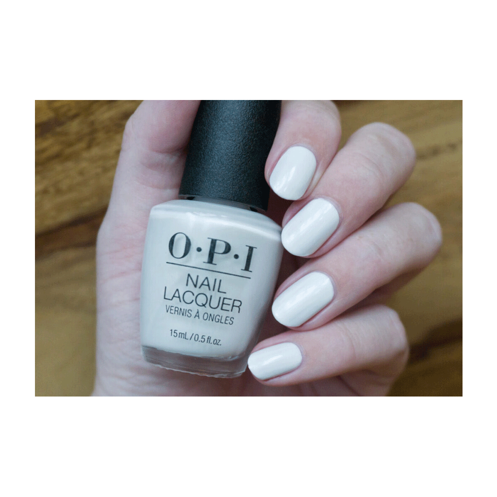 OPI - SNOW  DAY IN LA- NAIL LACQUER